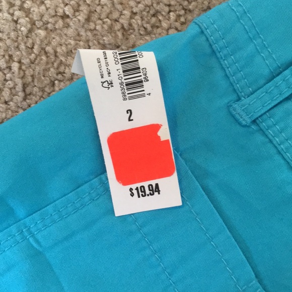 Old Navy shorts - Picture 4 of 4